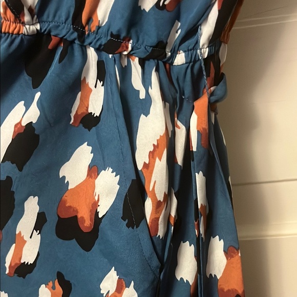Blue Patterned Dress - Picture 4 of 6